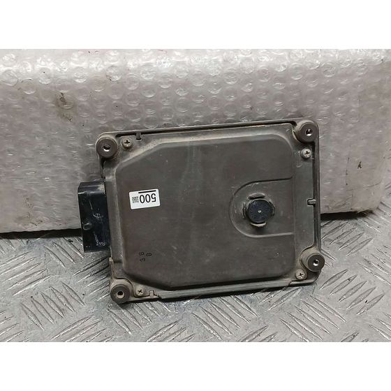 Centralita Motor Uce para Toyota Land Cruiser (J15)