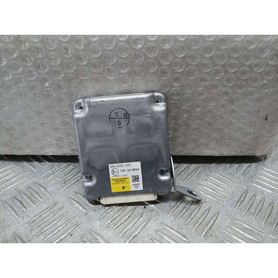 Modulo Electronico para Toyota Land Cruiser (J15)