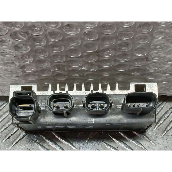 Caja Precalentamiento para Toyota Land Cruiser (J15)