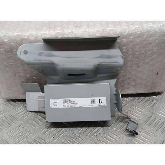 Modulo Electronico para Toyota Land Cruiser (J15)
