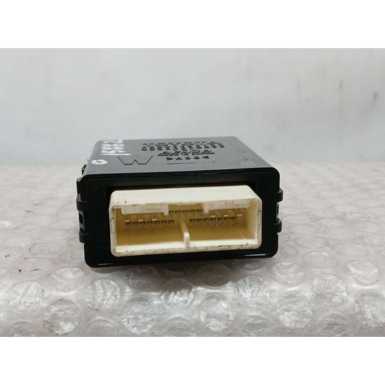Modulo Electronico para Toyota Land Cruiser (J15)