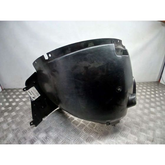 Plastico Pase Rueda Del. Dch. para Dr 4.0