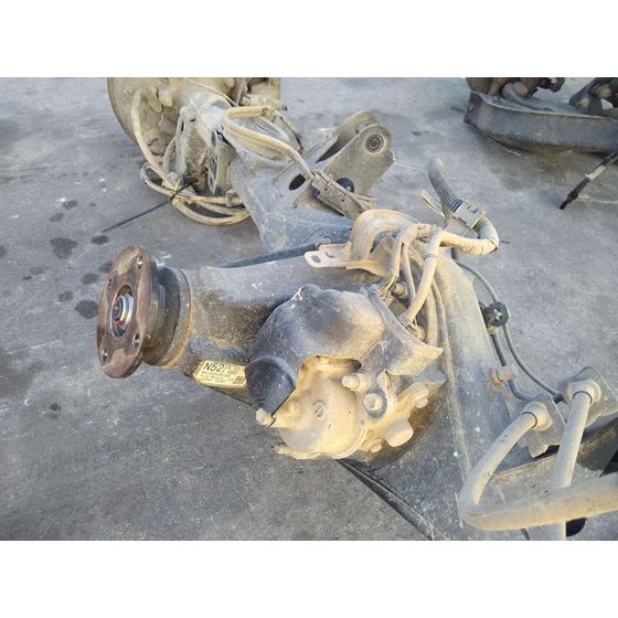 Puente Trasero para Toyota Land Cruiser (J15)