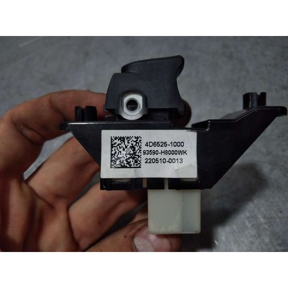 Mando Elevalunas Trasero Derecho para Kia Stonic (Ybcuv)