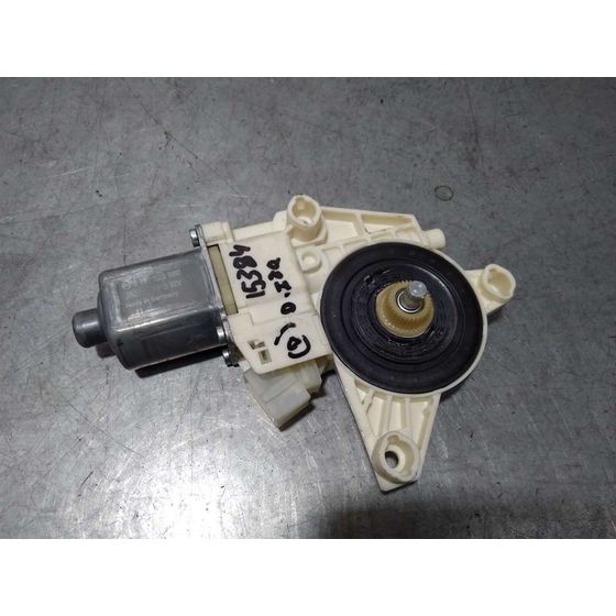 Motor Elevalunas Delantero Izquierdo para Mercedes-Benz Clase Gla (W156)