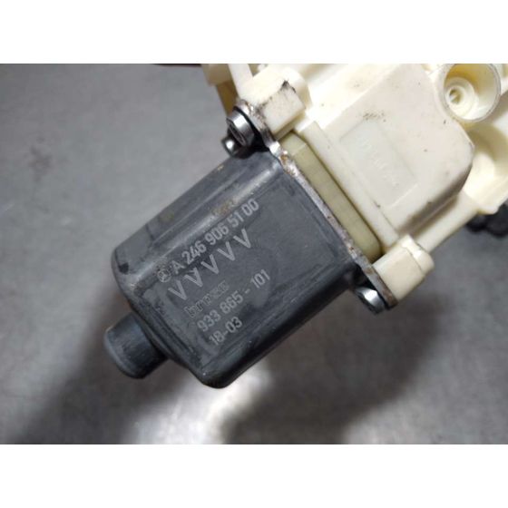 Motor Elevalunas Delantero Izquierdo para Mercedes-Benz Clase Gla (W156)