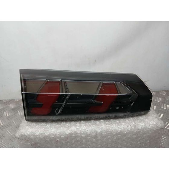Piloto Trasero Izquierdo para Peugeot 2008 (P1)