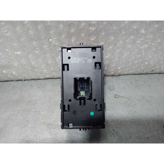 Mando Elevalunas Delantero Izquierdo para Opel Astra K Lim. 5Türig