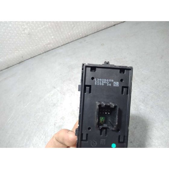 Mando Elevalunas Delantero Izquierdo para Opel Astra K Lim. 5Türig