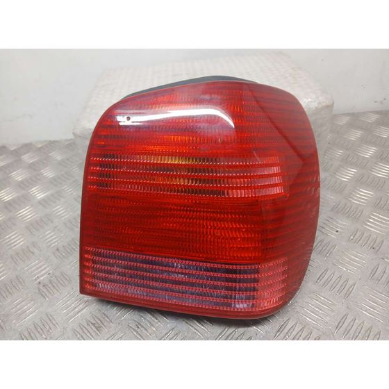 Piloto Trasero Derecho para Volkswagen Polo Berlina (6N2)