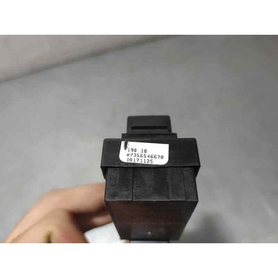 Mando Elevalunas Trasero Izquierdo para Fiat Tipo Ii (357) Berlina