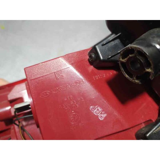 Piloto Trasero Derecho para Kia Stonic (Ybcuv)