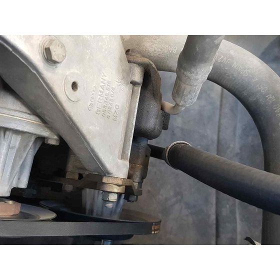 Bomba Direccion para Audi 80/90 (893)
