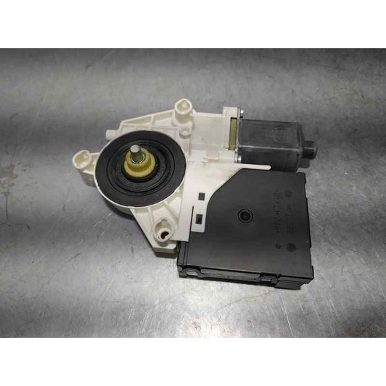Motor Elevalunas Trasero Derecho para Audi A3 Sportback (8P)