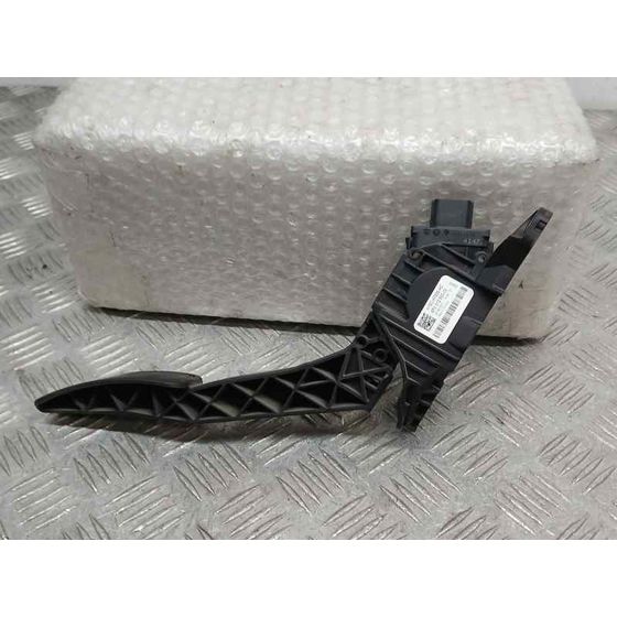 Potenciometro Pedal para Ford Fiesta (Ce1)