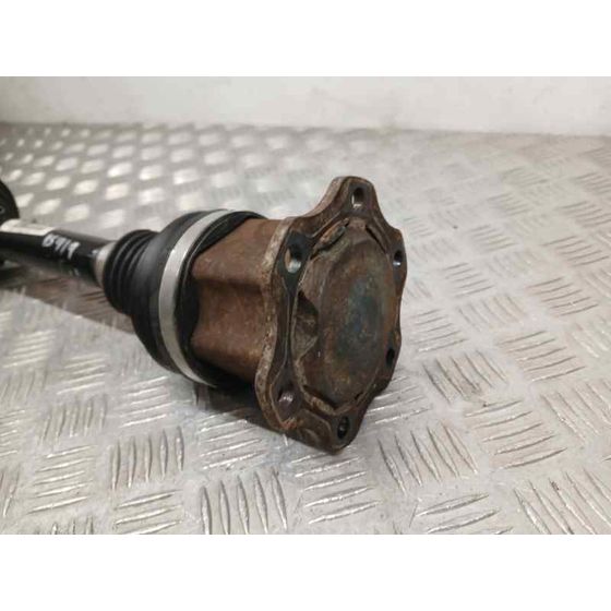 Transmision Delantera Izquierda para Audi A4 Ber. (B8)