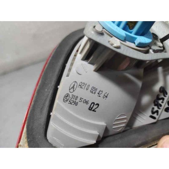Piloto Trasero Derecho para Mercedes-Benz Clase E (W210) Berlina Diesel