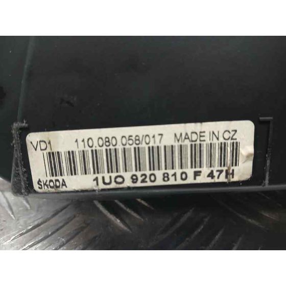Cuadro Instrumentos para Skoda Octavia Berlina (1U2)
