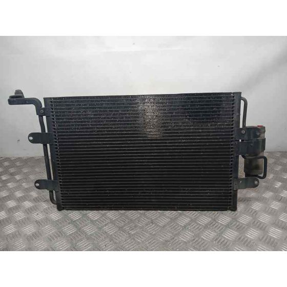 Condensador / Radiador Aire Acondicionado para Skoda Octavia Berlina (1U2)