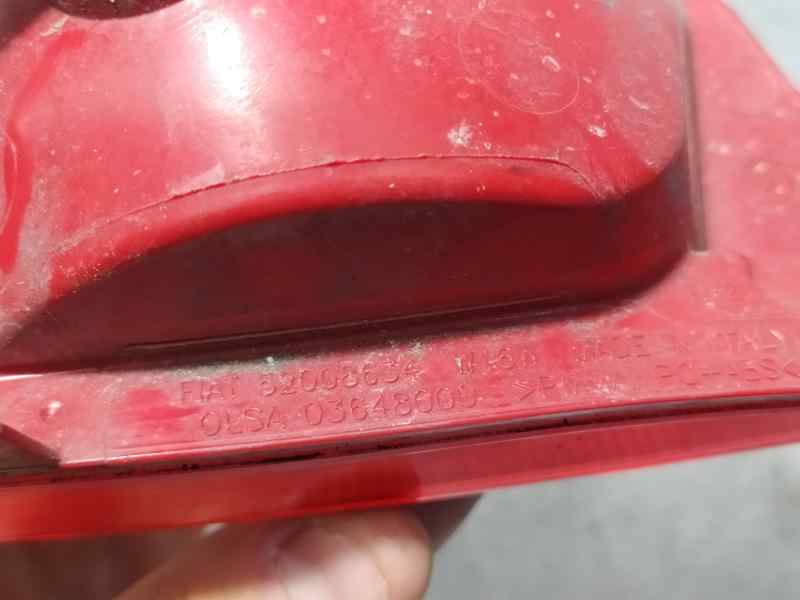 Piloto Trasero Derecho Paragolpes para Fiat Nuova 500 (150)