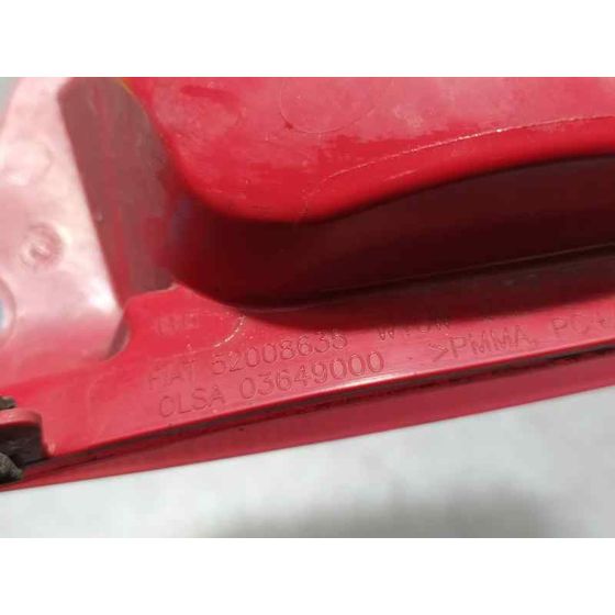 Piloto Trasero Izquierdo Paragolpes para Fiat Nuova 500 (150)