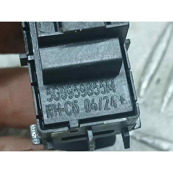 Mando Elevalunas Trasero Derecho para Cupra Leon (5F16)