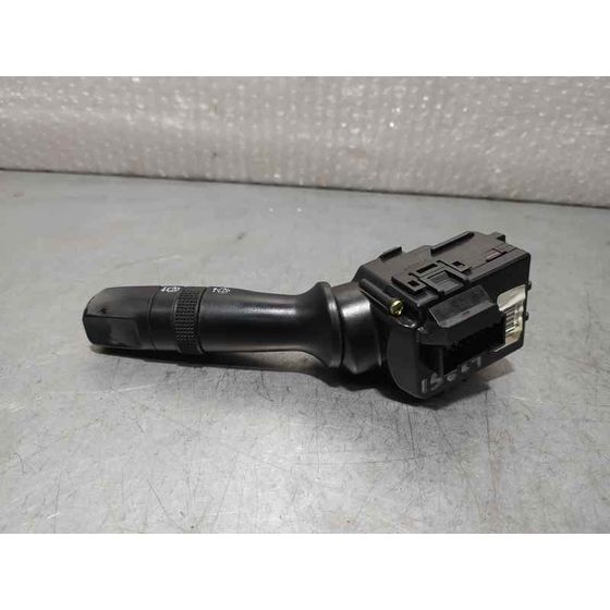 Mando Limpia para Kia Cee'd