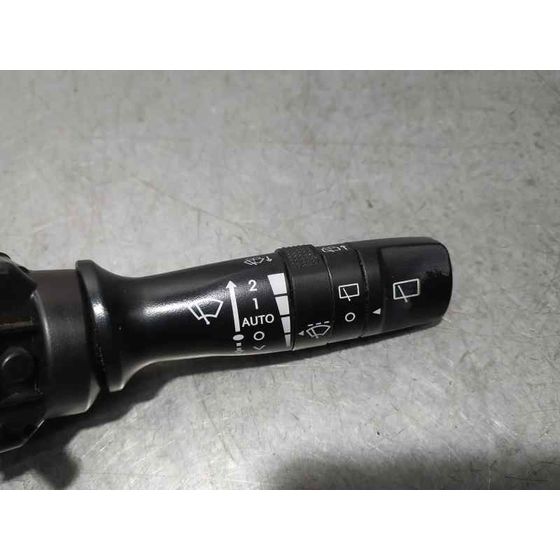 Mando Limpia para Kia Cee'd