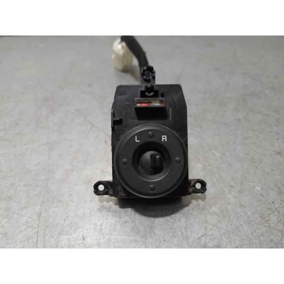 Mando Retrovisor para Kia Carens ( )
