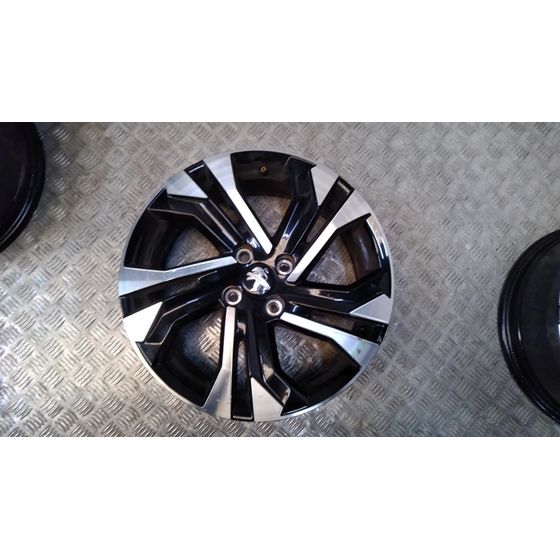 Juego Llantas para Peugeot 2008 (P1)