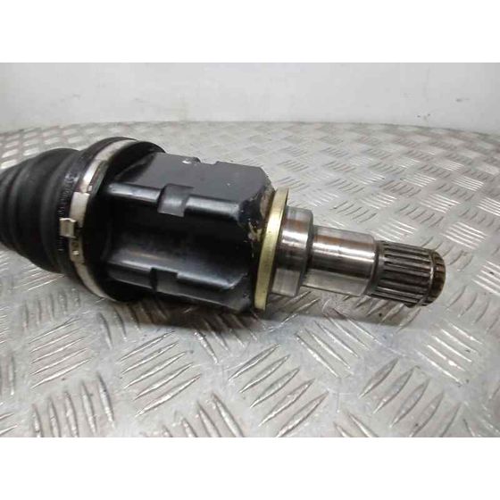 Transmision Delantera Izquierda para Toyota Corolla (E12)
