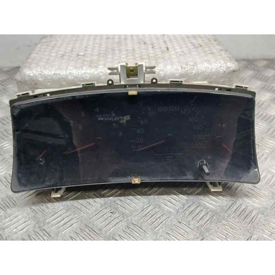 Cuadro Instrumentos para Toyota Corolla (E12)