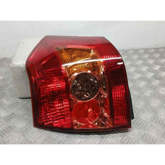 Piloto Trasero Izquierdo para Toyota Corolla (E12)