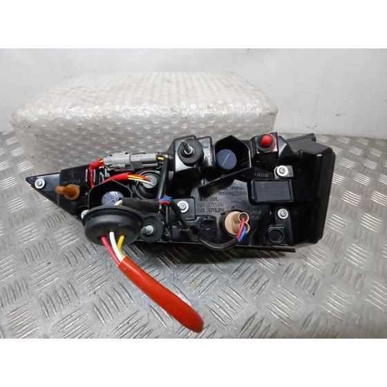 Piloto Trasero Izquierdo para Nissan Qashqai (J12)