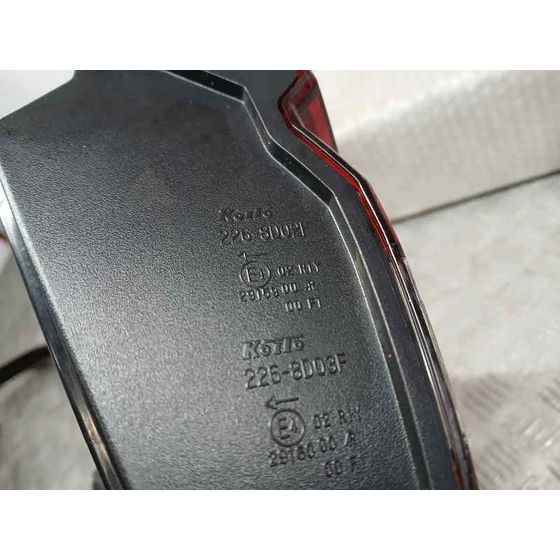 Piloto Trasero Izquierdo para Nissan Qashqai (J12)