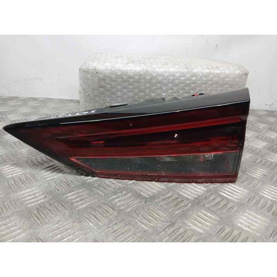 Piloto Trasero Derecho para Nissan Qashqai (J12)