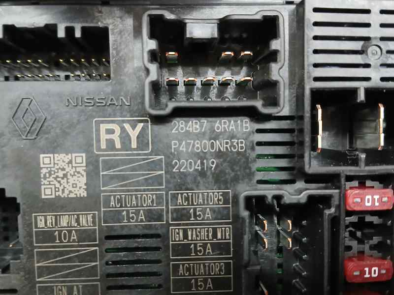 Caja Reles / Fusibles para Nissan Qashqai (J12)