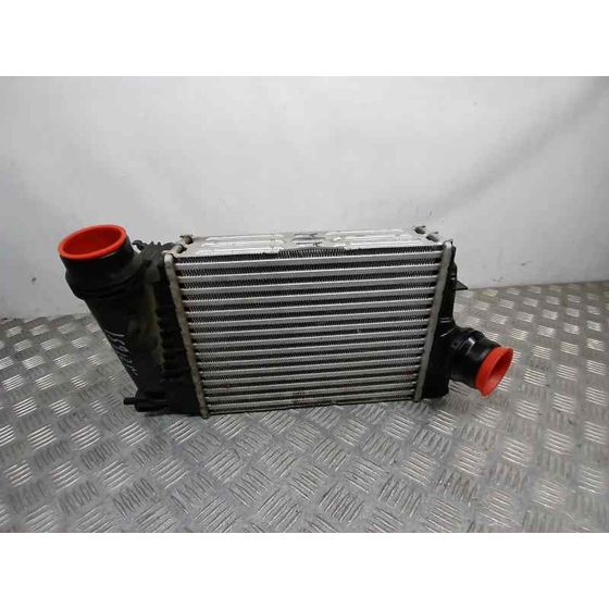 Intercooler para Nissan Qashqai (J12)