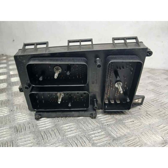 Caja Reles / Fusibles para Opel Astra H Ber.