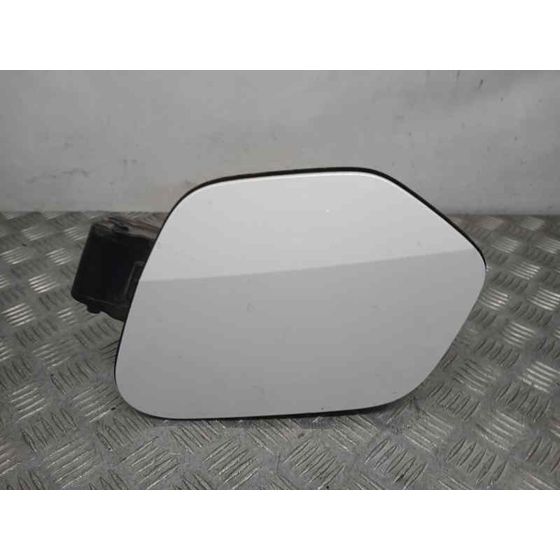 Tapa Exterior Combustible para Opel Corsa F
