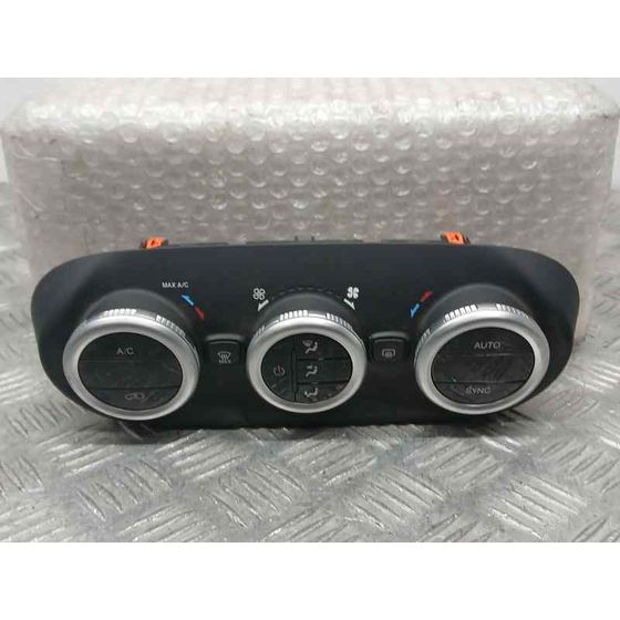 Mando Climatizador para Fiat 500 X (334)