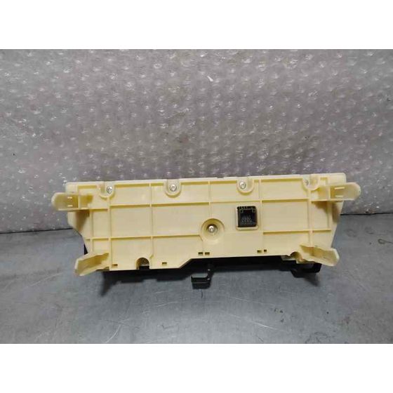 Mando Climatizador para Toyota Prius (Nhw30)