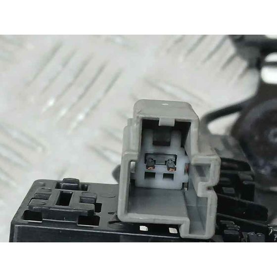 Enganche Cinturon para Tesla Model 3