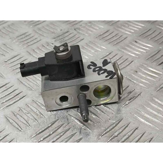 Valvula Expansion para Tesla Model 3