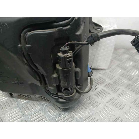 Deposito Limpia para Tesla Model 3