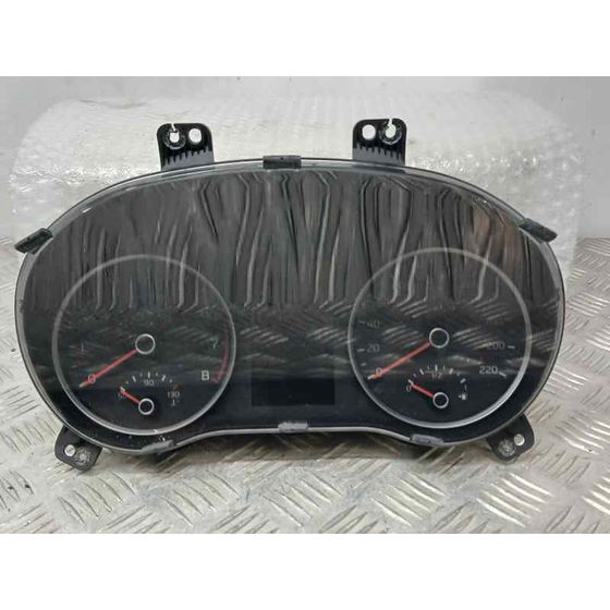 Cuadro Instrumentos para Kia Stonic (Ybcuv)