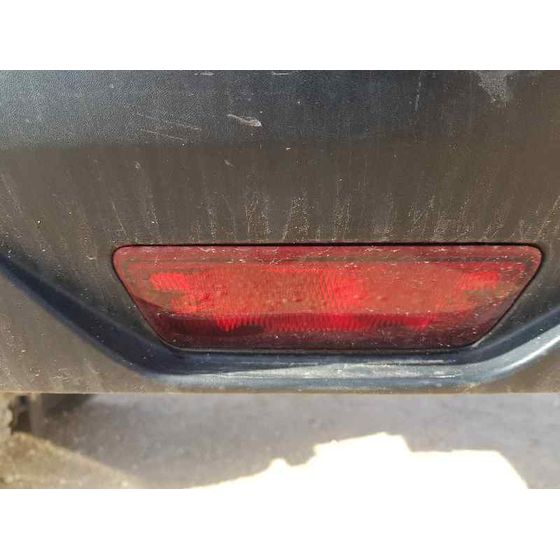 Piloto Trasero Central para Nissan Juke (F15)