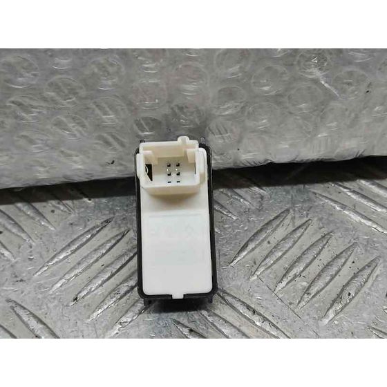 Mando Elevalunas Trasero Derecho para Peugeot 2008 (P1)