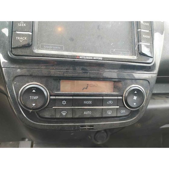 Mando Climatizador para Mitsubishi Space Star (A00)