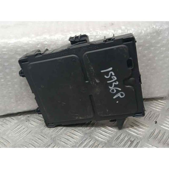 Caja Reles / Fusibles para Nissan Qashqai (J11)